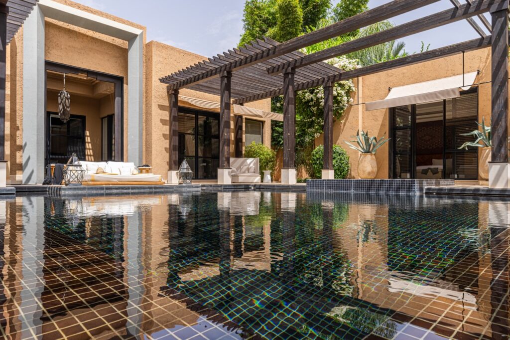 Petevelvet Property 047 Restaurant interior property photographer London