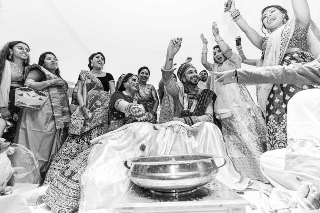 petevelvet_wedding_098 Vivah Homa fire ritual London wedding photographer