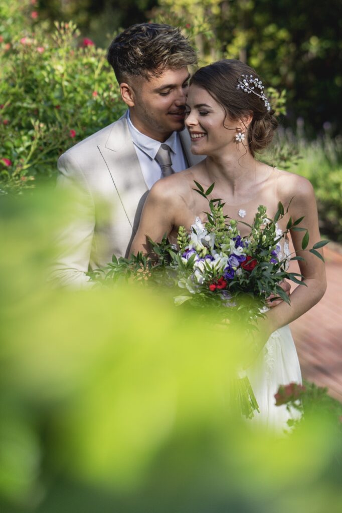 petevelvet_wedding_228 Garden bridge photoshoot London wedding photographer