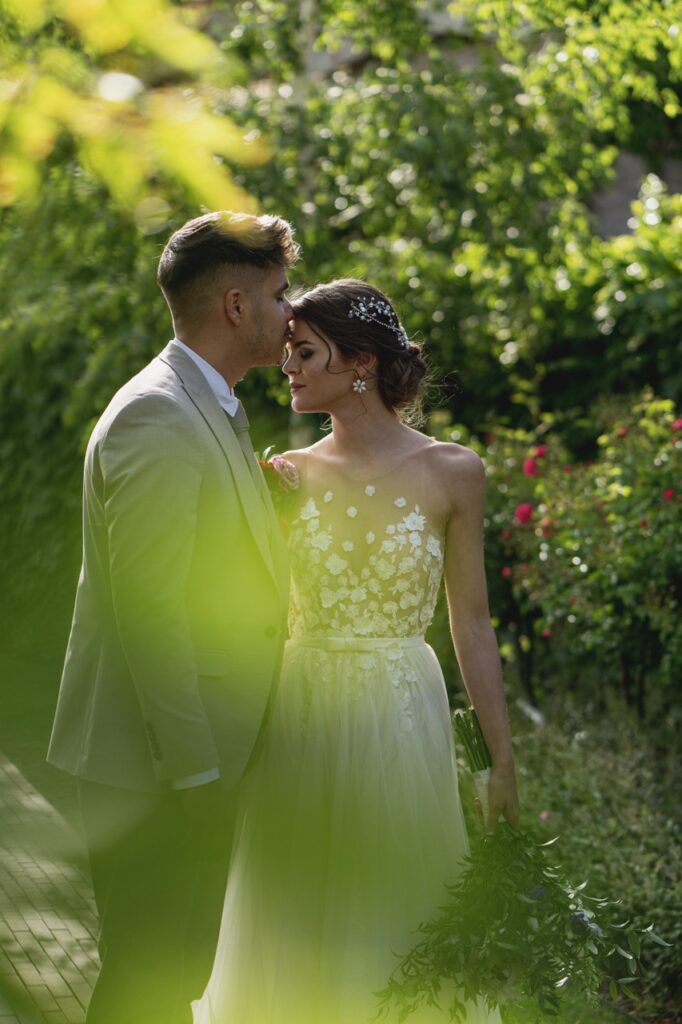 petevelvet_wedding_229 Couple near garden fountain London wedding photographer