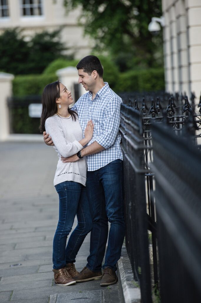 petevelvet_wedding_265 Engaged couple sunset backdrop London wedding photographer