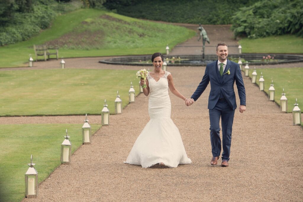 petevelvet_wedding_269 Joyful couple on wedding day London wedding photographer